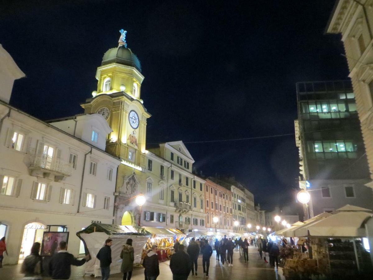 Via Corso Apartment Rijeka Exterior foto